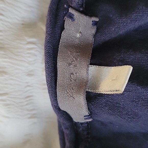 Womans tee - Picture 3 of 3